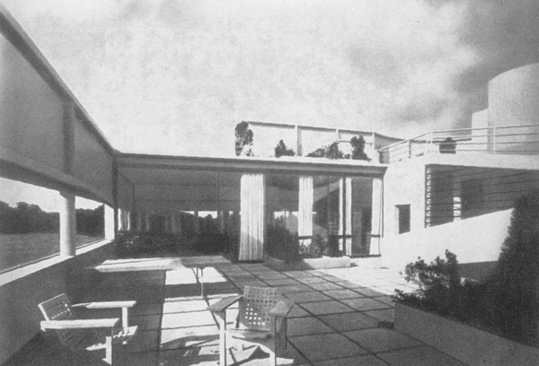Вилла Савой в Пуасси. Ле Корбюзье. Творческий путь / Le Corbusier. Textes et planches
