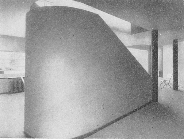 1927 год. Вилла в Гарше. Ле Корбюзье. Творческий путь / Le Corbusier. Textes et planches