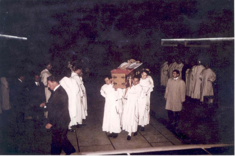 Похороны Ле Корбюзье в монастыре Санта-Мария-ла-Туретт