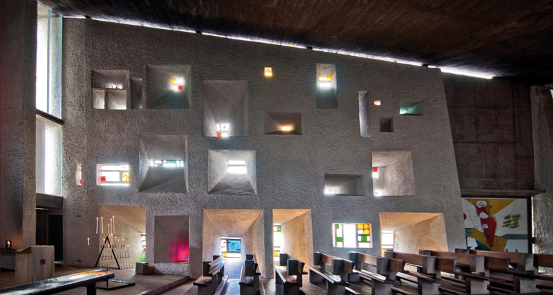 Ле Корбюзье / Le Corbusier. Chapelle Notre Dame du Haut, Роншан (Ronchamp), Франция. 1950-1955