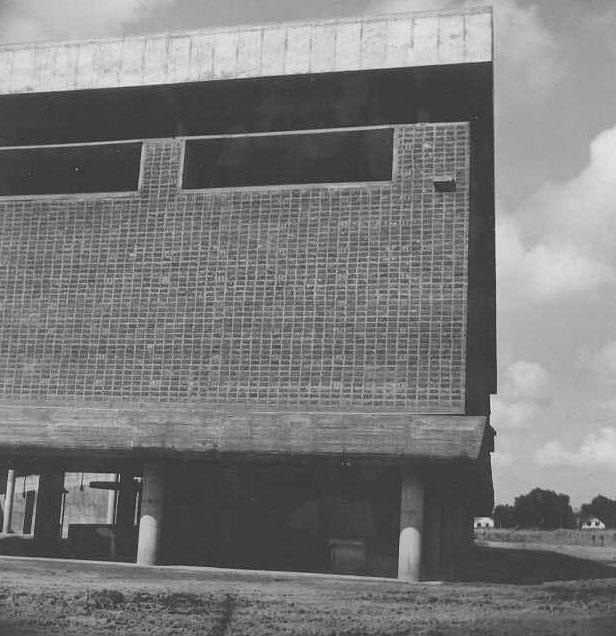 Ле Корбюзье / Le Corbusier. Музей Ахмедабада (Museum at Ahmedabad), Ахмедабад, Индия. 1951-1956