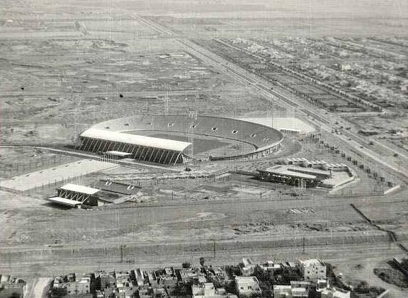 Ле Корбюзье / Le Corbusier. Стадион, Багдад, Ирак. 1956