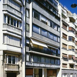 Многоквартирный дом Molitor, 24 rue Nungesser et Coli, Париж, Франция. 1931-1934