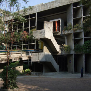 Здание Текстильной ассоциации (Mill Owners' Association Building), Ахмедабад, Индия. 1951-1957