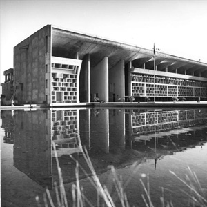 Дворец Юстиции (Palace of Justice), Чандигарх, Индия. 1951-1955